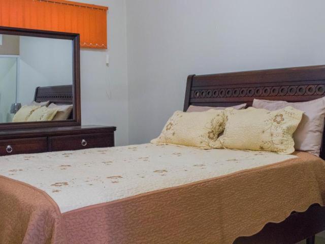 New Kingston - One Bed Room Brompton Экстерьер фото